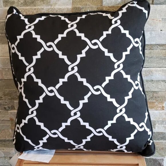 Millano Tesla Decorative Cushion - Picture 2 of 2